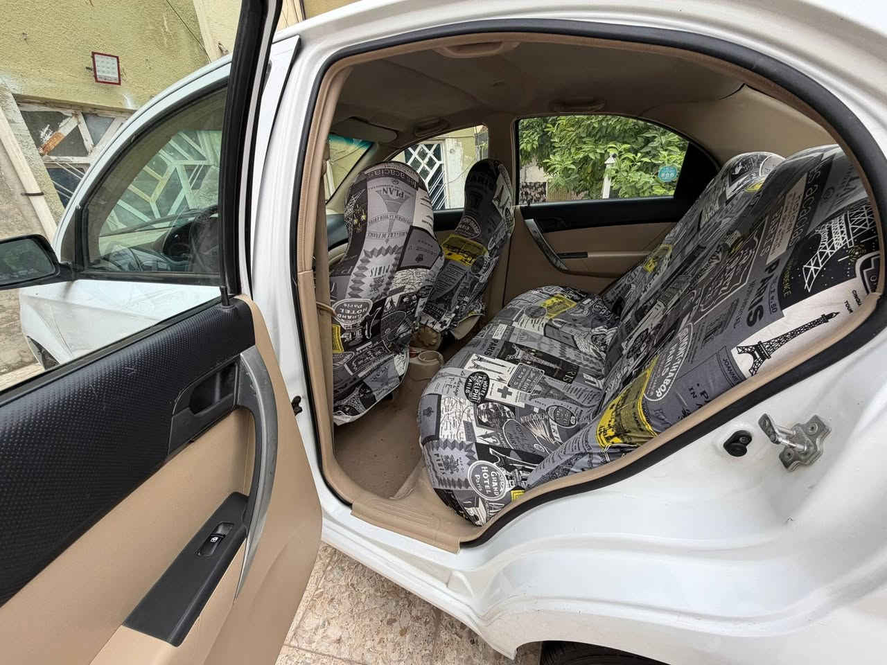 افيو للبيع موديل ٢٠١١ ماشية ١٦٠ الف بيه صبغ ادوار الجاملغات سيارة جاهزة من تبريد سنوية جديدة بأسمي اوتوماتيك رقم بغداد مشروع وطني مكاني كوفة السعر المطلوب ٧٣ 
للاستفسار ***********
