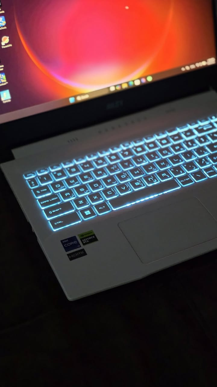 لابتوب الالعاب والبرامج الهندسية بمعالج من الجيل 12 وكرت 3060 بواطيه عاليه مع MSI من الشركه قابل للزياده حسب الرغبة ،GB سريع جداً 16 TB تخزين 1
MSI Sword 15 A12UE-605US Specification
CPU: Core i7-12650H
RAM: 16GB
SSD: 1TB SSD Gen4x4
Display: 15.6" FHD, IPS-Level 144HZ 45%NTSC
Color: White
OS: Windows 11 Original
واتساب
***********
