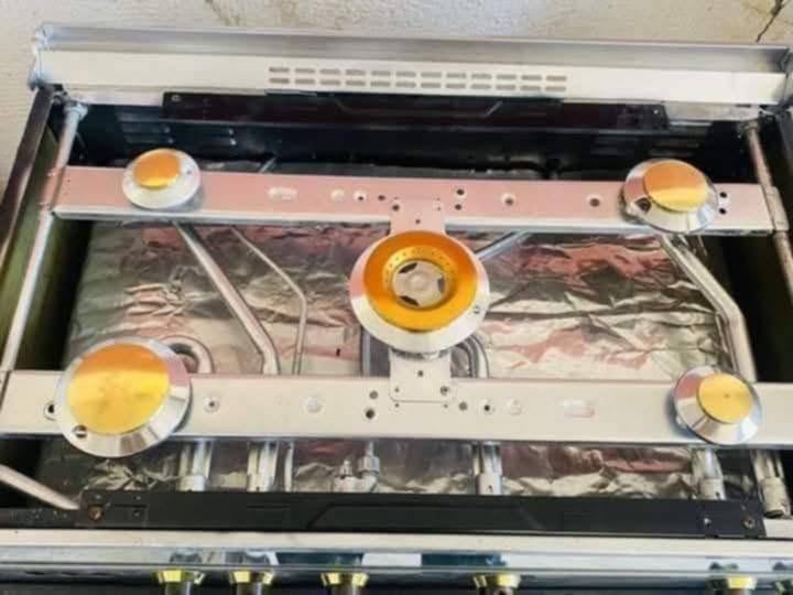 📍 ورشة ابو احسن اصيانه  الطباخات 🔧
نقدم لكم خدماتنا في:

✅ صيانة الطباخات الغازية والكهربائية
✅ صيانة طباخات البيوت الحديثة والقديمة
✅ صيانة طباخات المطاعم، الكوفيات، والفنادق
✅ صيانة داخل وخارج بغداد
✅ نجيكم للموقع (للبيت أو المحل)

📞 للتواصل والاستفسار
***********
رقم الواتساب ***********
متواجدين 24ساعه  

ثقتكم مسؤوليتنا 💯
صيانة احترافية وسريعة 👨‍🔧
