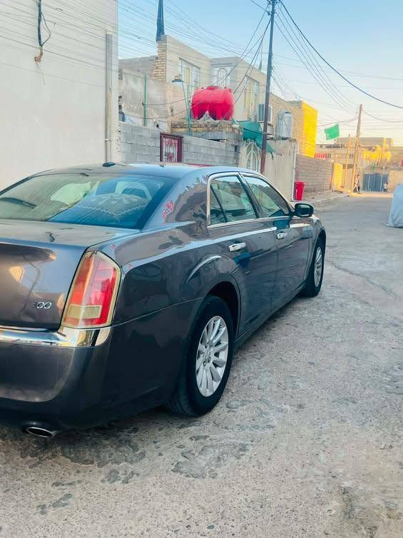 سلام عليكم اوباما كندي موديل 2013 بيها جاملغ وبنيد مكينه وكير 3600 كفاله حداديه جديده تخم تاير كهربايات كلها شغاله مدوشمه ومفروشه سياره فول مواصفات جاهزه السياره مال جناي المكان ميسان السعر 125 وبيها مجال قليل الشراي ينتصل وبي خير ويدلل رقم الهاتف ***********
