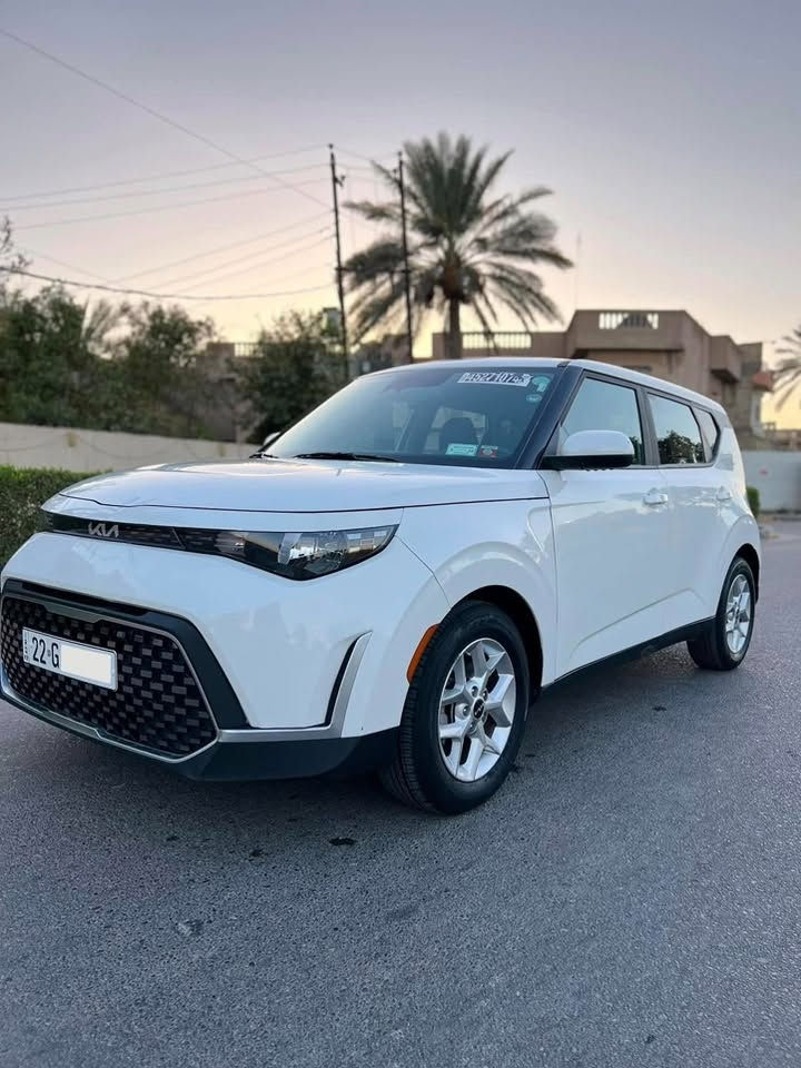 السلام عليكم 

- كيا صول  2023 ( kia soul )

- رقم اربيل الجديد تحويل تحويل او وكاله حاضر

- مكينه  2000 DOSH

- ماشيه 57،500 الف كيلو حقيقي

- السعر 143 وبي مجال

- اللون ابيض 

المواصفات :-  

* شاشه  حجم الكبير + كامرة 

* تحديد مسار + قياده ذاتيه 

* رادار امامي + خلفي + جانبي 

* تحكم  ستيرن فول

- حادث السياره بابين فقط والسونار بالمنشور

- مكان السياره بابل الحله المركز

- السيارة مكفولة من ناحية المحرك والكير والشاصي واللغد والسونار موجود

للاستفسار / الاتصال على الرقم او الواتس 

***********

