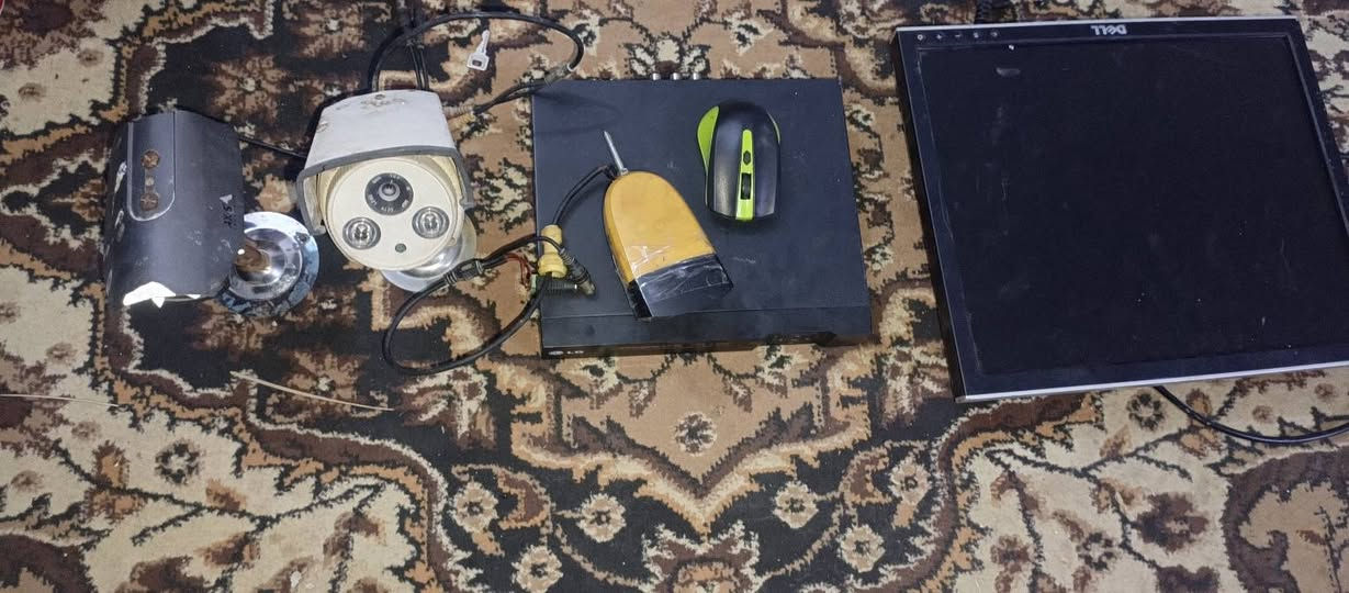السلام عليكم كامرات عدد 4دقه فول حجم كبير للبيع كلهن 70الف دينار عنوان بغداد بسماية اتصال ***********
@إشارة

