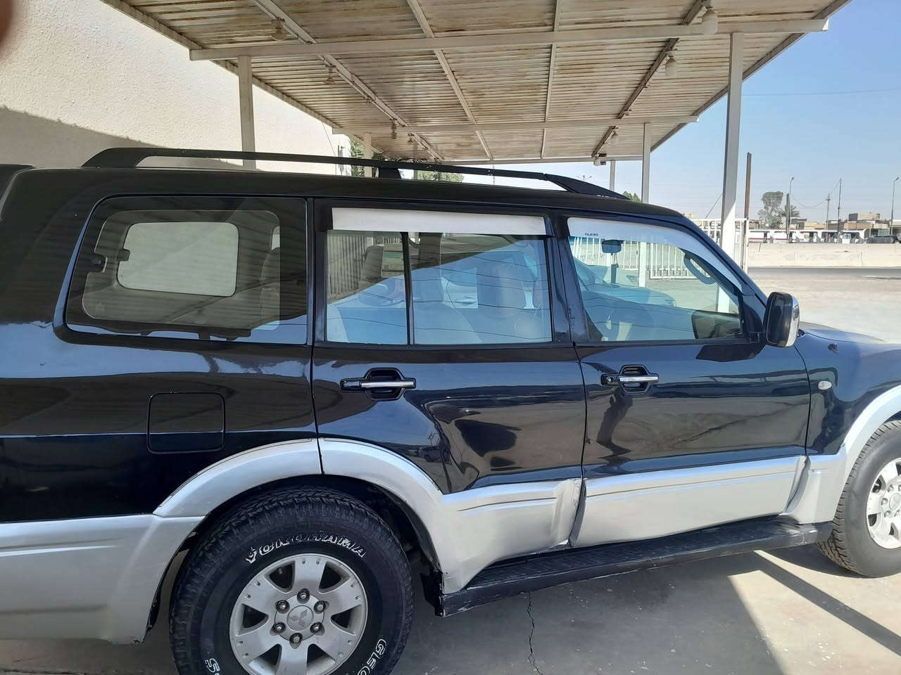باجيرو للبيع موديل ٢٠٠٦ خليجية
السيارة مصبوغة عام بدون قمارة للجمالية محرك ٣٠٠٠ وكير وحدادية وتخم تاير وباتري جديد والكهربائيات كلها شغالة وتبريد ٣ قطع ثلج و٧ راكب ورقم بغداد باسمنة ورقم وسنوية جدد سعر السياره ٧٠$ وبيهة مجال مكان السيارة بغداد حسنينه الراشديه شارع المرور 

رقم هاتف ***********  ***********
