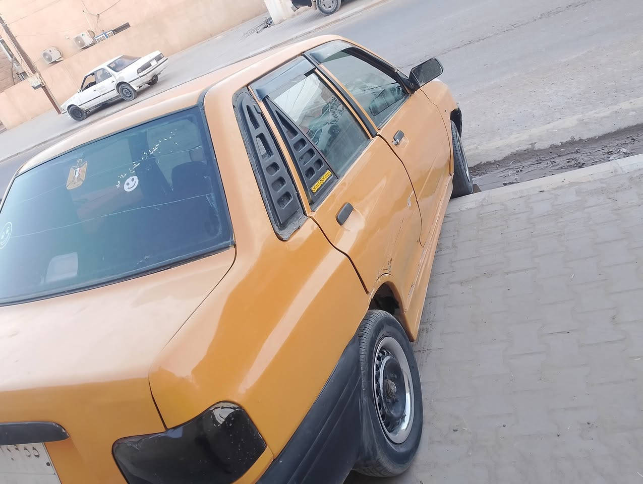 سلام عليكم سايبه لبيع موديل 13كير محرك شرط كهربائي كلها شغاله صدر جديد مصفره هيه شرط تحويل مكان سياره تكريت سعر15 ويى مجال ***********
