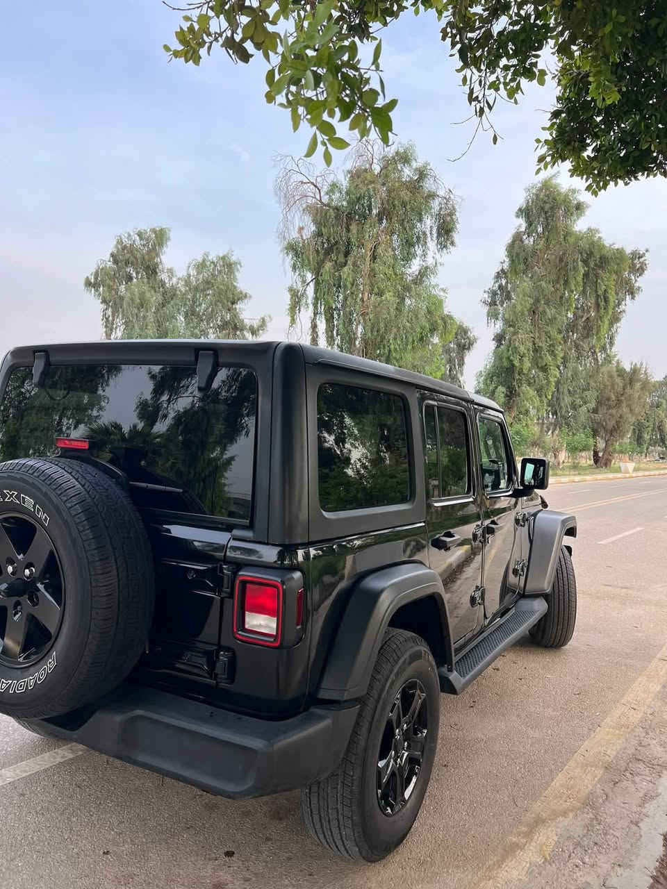 جيب رانكلر ٢٠٢٢ • مكينة ٣٦٠٠ • ١٠ الف مايل