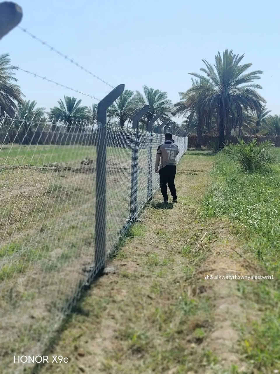 الكرار • أسوار BRC • سياج عشبي