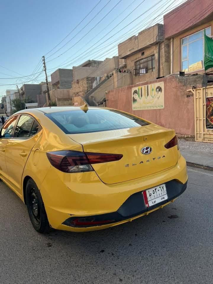 السلام عليكم للبيع النترا 2019 أمريكي ضرر جاملغ خلفي بدون دواخل سياره كلش حلوه ونضيفه بدون نقص. سياره رقم بغداد بسمي عل ايدي كير محرك بدون فتح كفاله  المكان شهداء البياع السعر 113 وبيها مجال بسيط تواصل ***********
