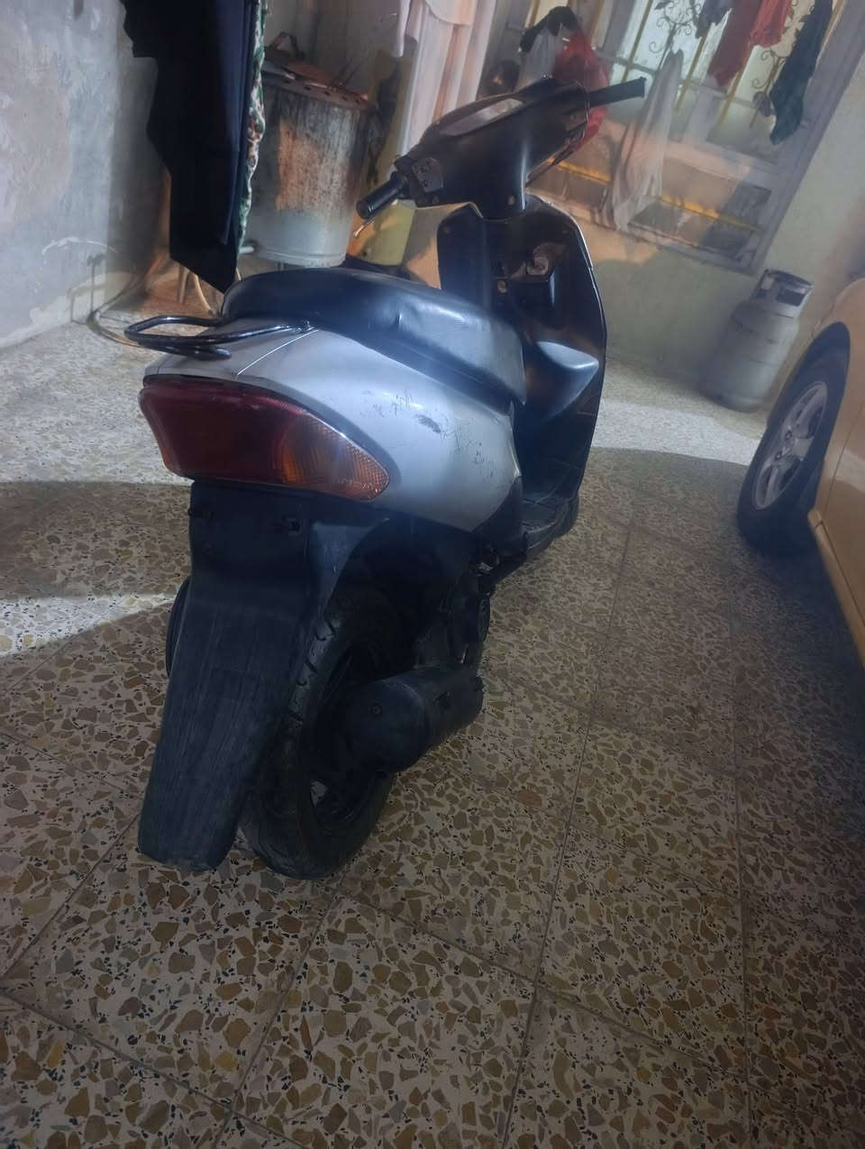 ساسوكي رياضي مفتوحه مره وحده كله شغاله بيهه فقط عوزهه باتري اوراق السعر 250 وبيهه مجال رقم الهاتف ***********
