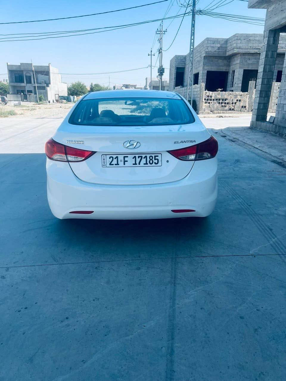 هۆندای النترا مۆدیل 2013 لۆک لۆک📦 
گێڕ تۆماتیک مەکینە گەورە گێڕ و مەکینە بەشەرت نەکراوەتەوە سەیارەی ماڵە لە شەریکەوە یەک دەستە سپێری دانەبەزیوە تاقم پێش و تایەی تازەیە چرکەی تیا نیە 
سەنەوی تازەیە بەناو خۆمانە 
کۆبۆن بەنزین کرکوکی هەیە ⛽️ 
سەیارەکە هەردوو دۆسەی بۆیاغە بە سەر هیلالەکەوە بەبێ ناو گرتن باقی نوکتەی پێوە نیە 
سعری 110 و مەعملەیەکی کەم 
شوێن تەق تەق   
 بۆ زانیاری زیاتر پەیوەندی بکە    ***********☎️ كويسينجاك, أربيل

