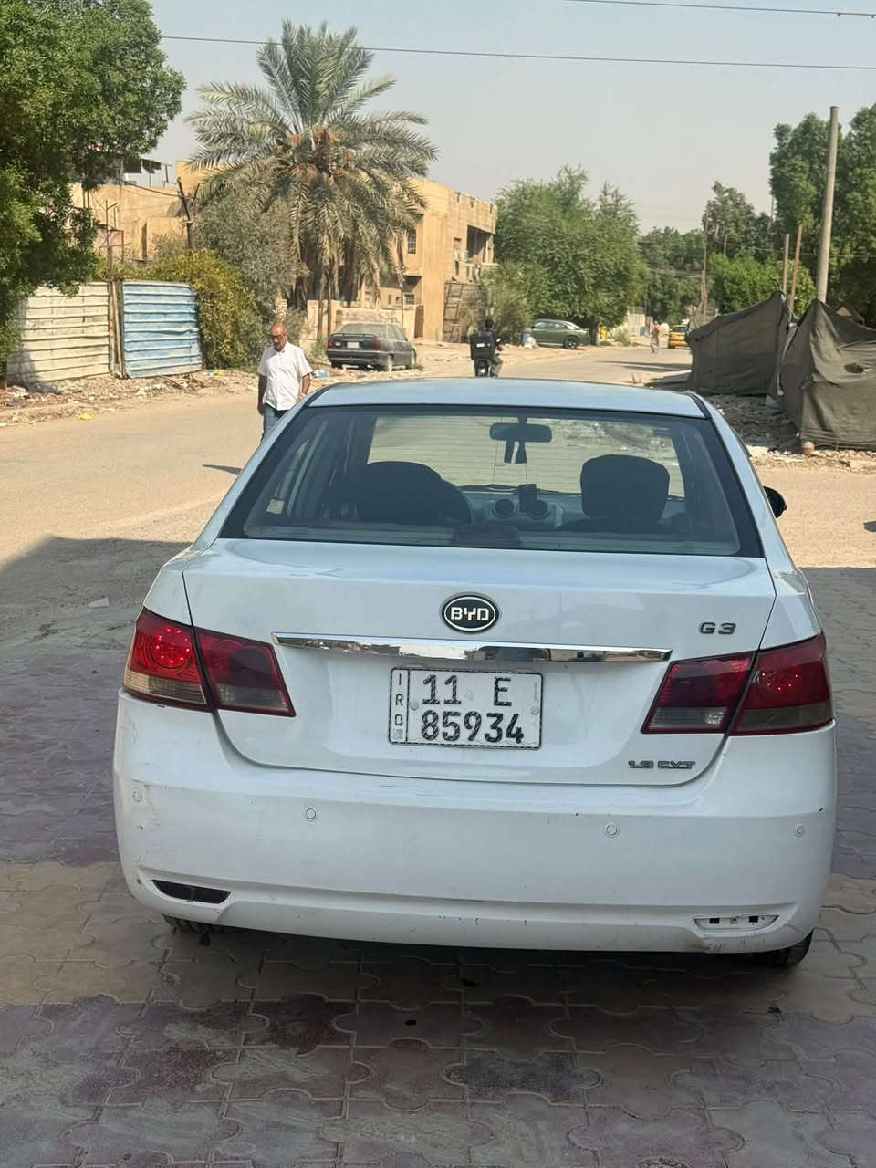 للبيع بي واي دي  جي أثريّ اوتوماتيك رقم بغداد ٢٠١٣
مابيها اي نقص مكفوله من الصبغ والضربه والتبديل فقط جراد بيها بصمه تشغيل وأبواب وجنطه كير مكينه صدر أمامي خلفي كله تمام  مكينه ١٨٠٠ كير أوتو داخل نظيف جداً كشنات جلد بلاد تحكم ستيرن  اشاير بلمري رسائل ترحيب مكان السياره بغداد  حي العامل قرب مسبح الرافدين موبايل *********** بغداد السعر ٥٣ $باسمي تحويل مباشر ثاني يوم رقم وهزة وسنويه جدد
