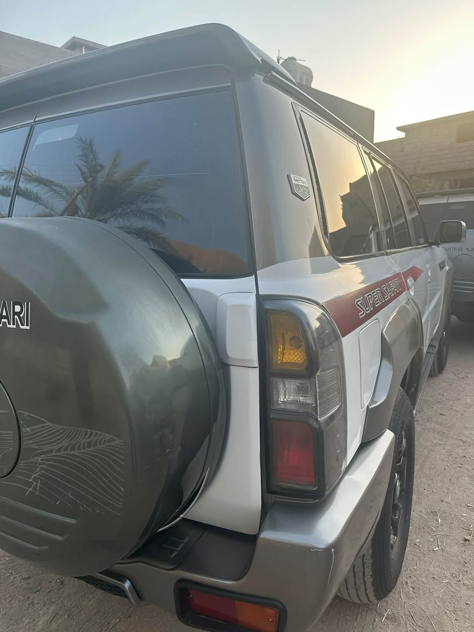 السلام عليكم اخوان سياره نيسان باترول سفاري 4800vtc السياره حيل نظيفه كفاله من الدعاميه للدعاميه السياره فول تزويد للاخير عزل تام داخل السياره داخليه كامله دركه كاربون فايبر سقف روز رايز داخليه كنتاره كشنات موديل 23 بلاد سيتم صوت متكامل سعره 200 دولار شاشه تدعم كار بلي منضومه غاز إيطالي 80 لتر تايرات بالون نظافه 95‎%‎ ام الجمل معلايه مزوده للاخير مكينه وكاله حجم المكينه 4800 السياره كلها بشرط برغي ماكو نقص السياره بدون ضرر او حادث كفاله من الشخط مصبوغه عام تحديث موديل 23 السياره مرقمه ديالى باقي التفاصيل اتصل وتدلل***********
