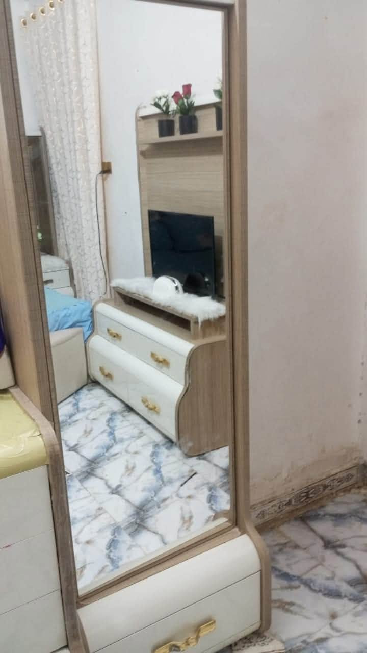 غرفه تركيه للبع جديده  11قطعه      قليل ستخدام  مكان ناصريه مركز تفصيل اكثر ع الرقم ***********
