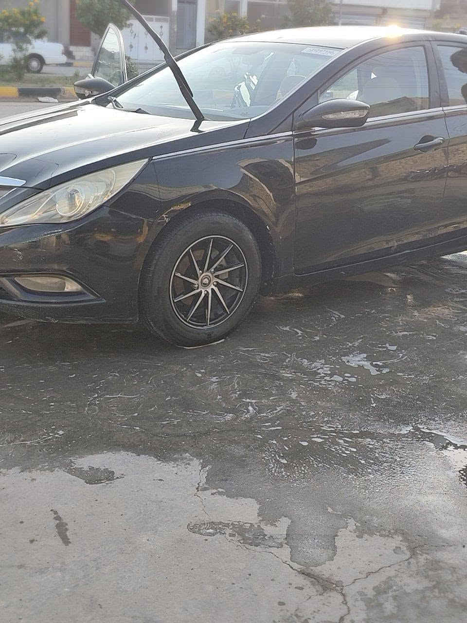 سوناتا موديل 2011 خليجي بسمي حره حداديه اماميه خلفيه بجيس جاهزه تخم تاير جديد تبريد منضومه بجيس توني سويته ثلج لايت زنون كير محرك 2400 دوش  كفاله نقصه مشط بس سعره 90 وبيه مجال لطيبين مكلف بنشر
هذا رقم صاحب سياره ***********
