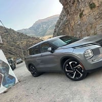 07822097748 215$  فول مواصفات  قطعتين بدون دواخل