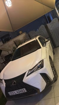 لكزس UX250h • هايبرد • ٢٠٢٢