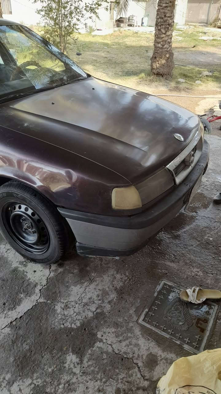 للبيع موديل ٩٢كير عادي مكينة ١٦٠٠تخم تاير باتري جديد صدر جديد مكان بغداد شرط تحويل سعر٢١رقم تلفون ***********
