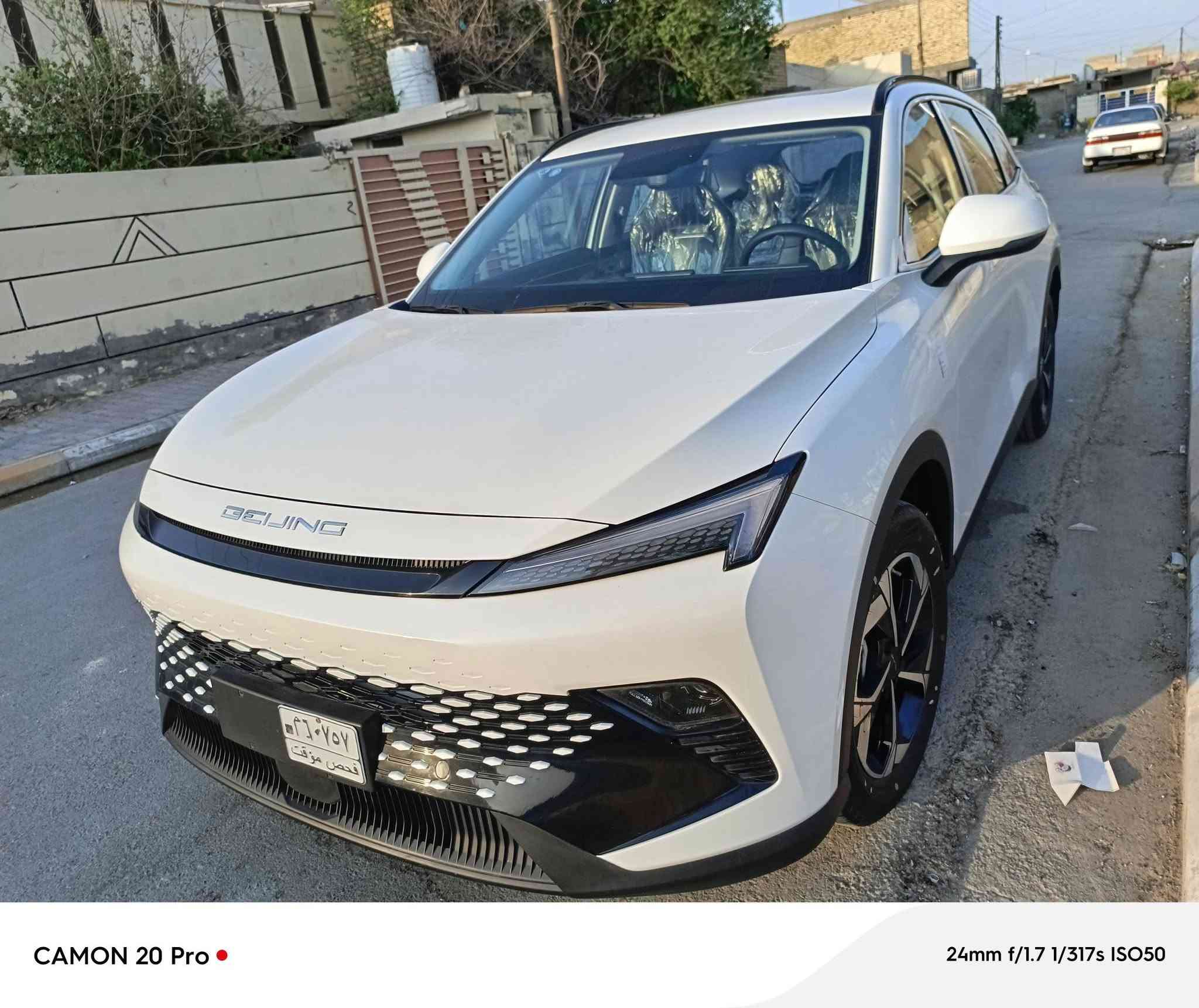 ‏بايك X55 موديل 2025 - بحالة الوكالة
‏للبيع سيارة BAIC X55 موديل 2025، سيارة تجمع بين القوة اليابانية والتكنولوجيا الحديثة، بحالة ممتازة جداً.
‏
‏ المحرك والجير: محرك 1500 Turbo، مع منظومة كير ومحرك (ميتسوبيشي ياباني) لأداء عالي واعتمادية.
ماشيه جوه ال 1000كم
‏
‏ شاشات منفصله 
‏نضام تبريد لمس 
‏حساسات خلفيه اماميه
‏كراسي كهرباء +(تدفئه كراسي )
‏بانوراما
‏ثلاجه  
‏كامرات
‏تشغيل عن بعد 
‏نضام ركن تلقائي
‏تحكم اوامر صوتيه  بلنوافذ والتبريد والموسيقى 
‏وهواي مواصفاته 
‏
‏ أنظمة القيادة: مزودة بـ 4 أنظمة قيادة مختلفة تناسب جميع الطرق.
‏
‏ الضمان: السيارة تحت ضمان الشركة لمدة 6 سنوات (راحة بال كاملة).
‏
‏ الوضعية القانونية: السيارة حرة وباسمي.
‏
‏السيارة نظيفة جداً 
‏
‏للاستفسار والتواصل :
السعر ١٦٥ وبيها مجال قليل 
‏
‏📞 ‭ ***********

نص مكتوب في الصور:
- CAMON 20 Pro
- 40mm f/1.7 1/643s ISO51
- CAMON 20 Pro 40mm f/1.7 1/318s ISO50
- CAMON 20 Pro 24mm f/1.7 1/317s ISO50