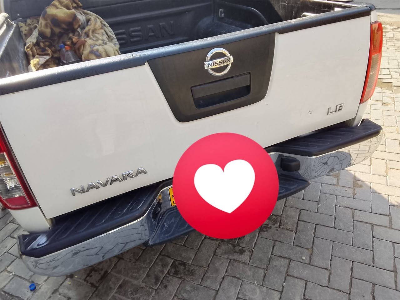 نيسان نيفارا • ٢٠١٤ • مكيف وسونار