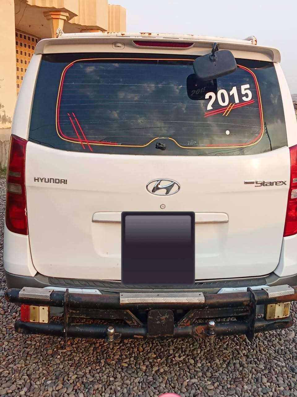 السلام عليكم
ستاركس للبيع 2015 رقم مشروع وطني بغداد أجرة بيها قطعتين صبغ سنوية لل 2029 گير ومحرك خير من الله السعر 165 وبيه مجال  العنوان صلاح الدين الشرقاط للاتصال على الرقم ***********

