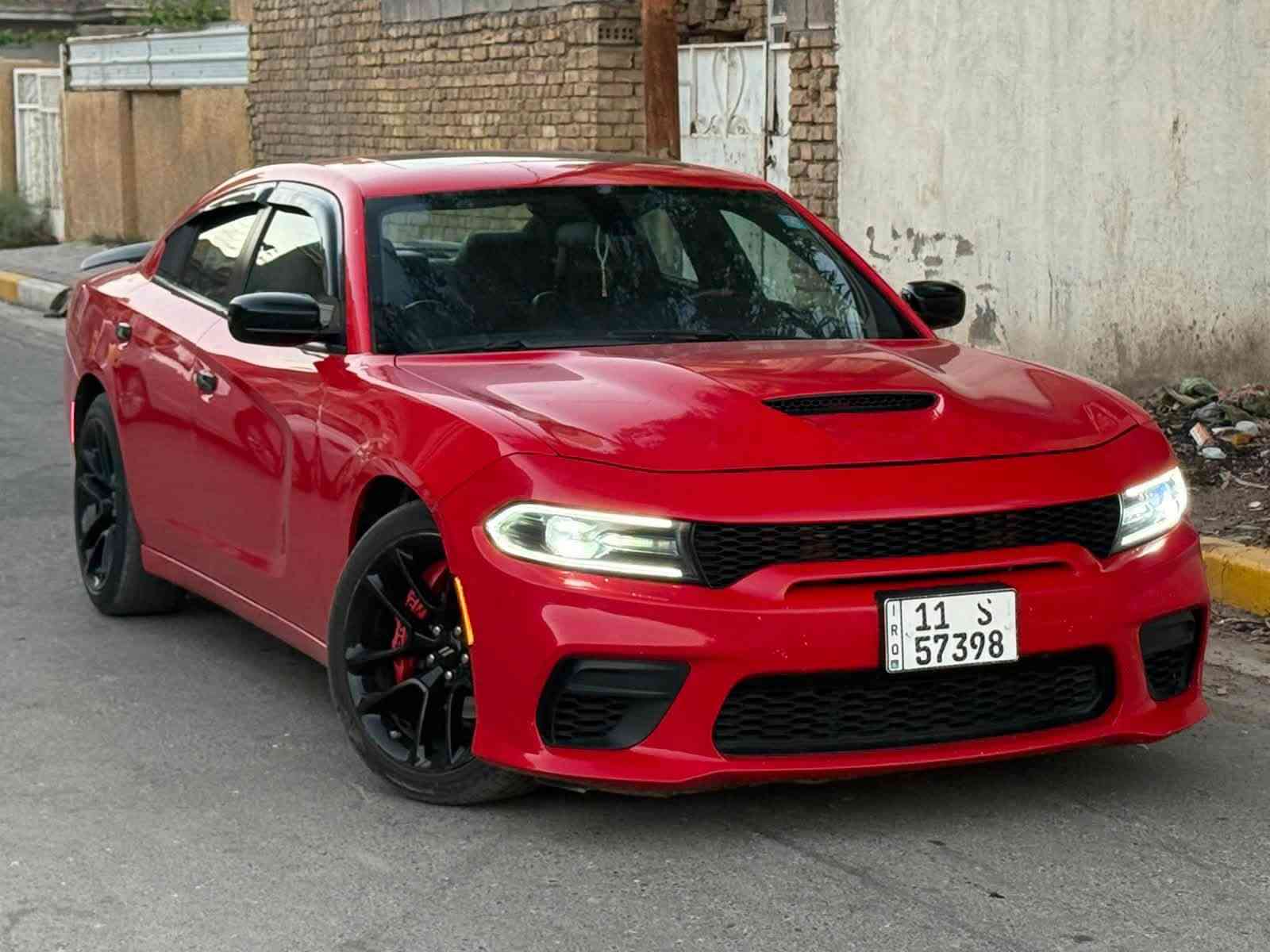 السلام عليكم
للبيع جارجر 
السعر 172 بيها مجال
موديل 2022 Sxt بلاس
حادثها بنيد وجاملغ وباب السايق مبدل بلادي صبغ 
واصل للغد وشاصي
 مابيها اي نقص
 اصل هزه وسنويه ب اسمي 
المواصفات :
شاشه كبيره 
كشنات حضن 
تبريد قطعتين
تدفئه كشنات + هيتر مرايه 
مواصفاتها sxtمعروفه 
منظومه لايت زينون
مكاني بغداد التواصل. ***********
