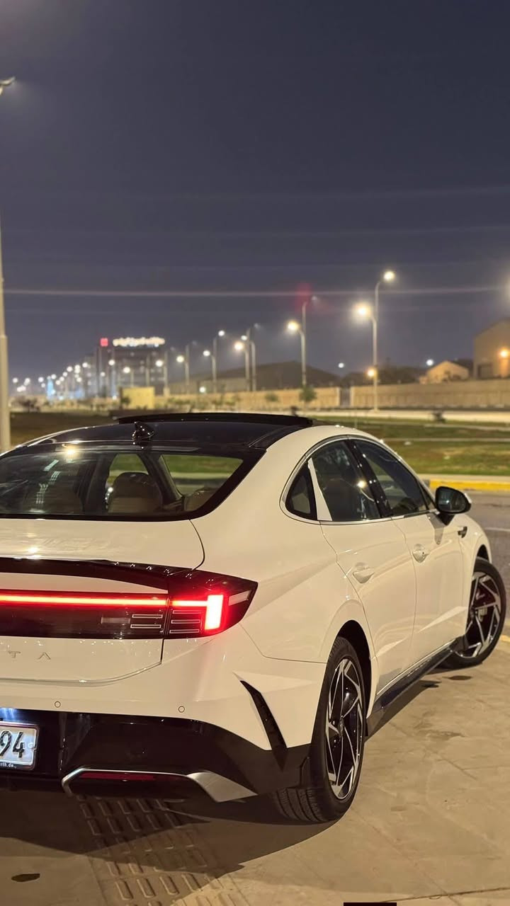 سوناته  خليجي مديل 24 فول 1/1 رقم اربيل بسمي تحويل ضمان شركه هونداي تبديل الدهن بالشركه  ماشيه 14 الف حقيقق شرط الفحص مكفوله كفاله عامه من الزلغ السياره بحاله الوكاله السعر المطلوب235 وبيها مجال للستفسار *********** مكاني بصره
