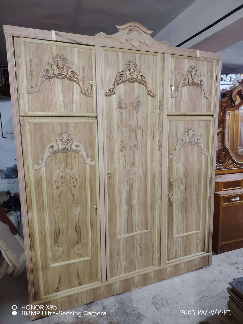 ديالى شهربان
كناتير ابو البابين وثلاثة واربعة  شغل زان درجة اولى 
بوفيات كل الاحجام والقياسات 
جرابي نفر ونفرين 
دواشك نفرين مستعمل وجديد
غرف نوم مستعمل نضيف كلش 
غرف نوم جديد بكل التصاميم العراقية 
واي شي يخص النجارة العراقية 
موقعنا شارع المصرف مجاور قاعة عباس البياتي للفواتح 
للاستفسار ***********
او مراسلة الصفحة
