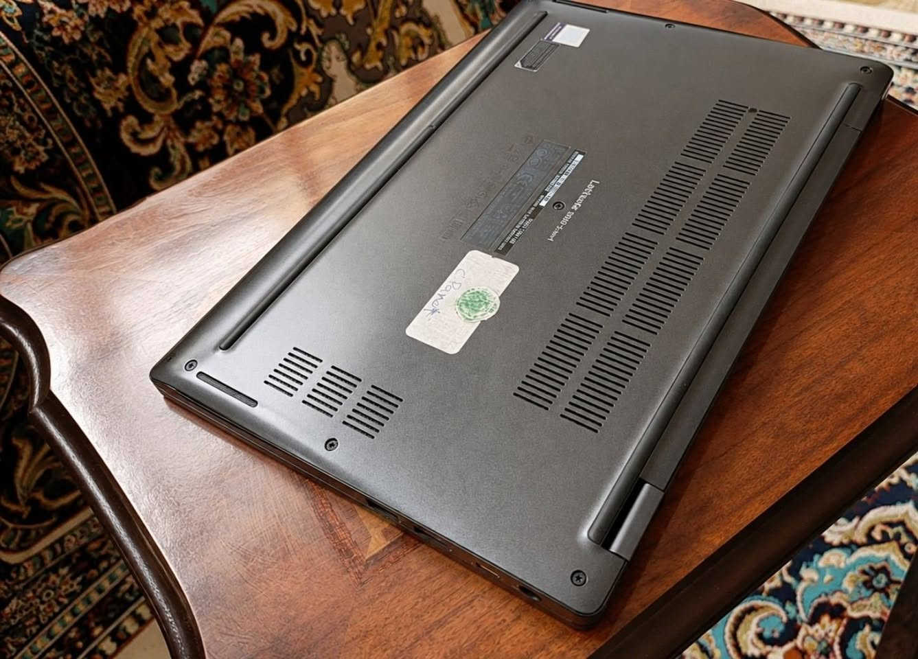 🔥 لابتوب مواصفات راقية للبيع (لمس وقلم) - بسعر مناسب 🔥
💻 المواصفات الأساسية:

المعالج: Intel Core i7-8665U (جيل ثامن، أداء سريع وممتاز)

الرام: 16GB (مثالي للمهام المتعددة والبرمجة بدون تعليق)

الخزن: 512GB SSD (سريع جداً بالإقلاع ونقل البيانات)

كارت الشاشة: Intel UHD Graphics 620

الشاشة: تدعم اللمس (Touch) بـ 10 نقاط + دعم استخدام القلم ✍️ (ممتازة للطلاب والتأشير)

النظام: 64-bit جاهز للاستخدام.

📌 ملاحظات:

الجهاز عملي جداً، يخدمك بالدراسة، الاستخدام المكتبي، والتصفح.

للأمانة: البطارية حالتها متوسطة وتمت مراعاة هذا الشيء بالسعر.

📍 المكان: (النجف الأشرف) توصيل محافظات موجود( إذا جنت بالنجف تكدر تستلمها مباشر
💵 السعر: (375 بيها مجال )
📞 للتواصل: ( *********** واتساب  )
