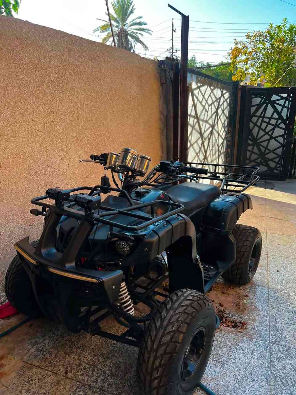 السلام عليكم دراجه رباعيه للبيع حجم 150cc الدراجه نضيفه كلش ومناقصها شي مكاني بغداد الجادريه سعر مليون ونص ***********
