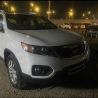 سورنتو • ٢٠١١ • فورويل AWD