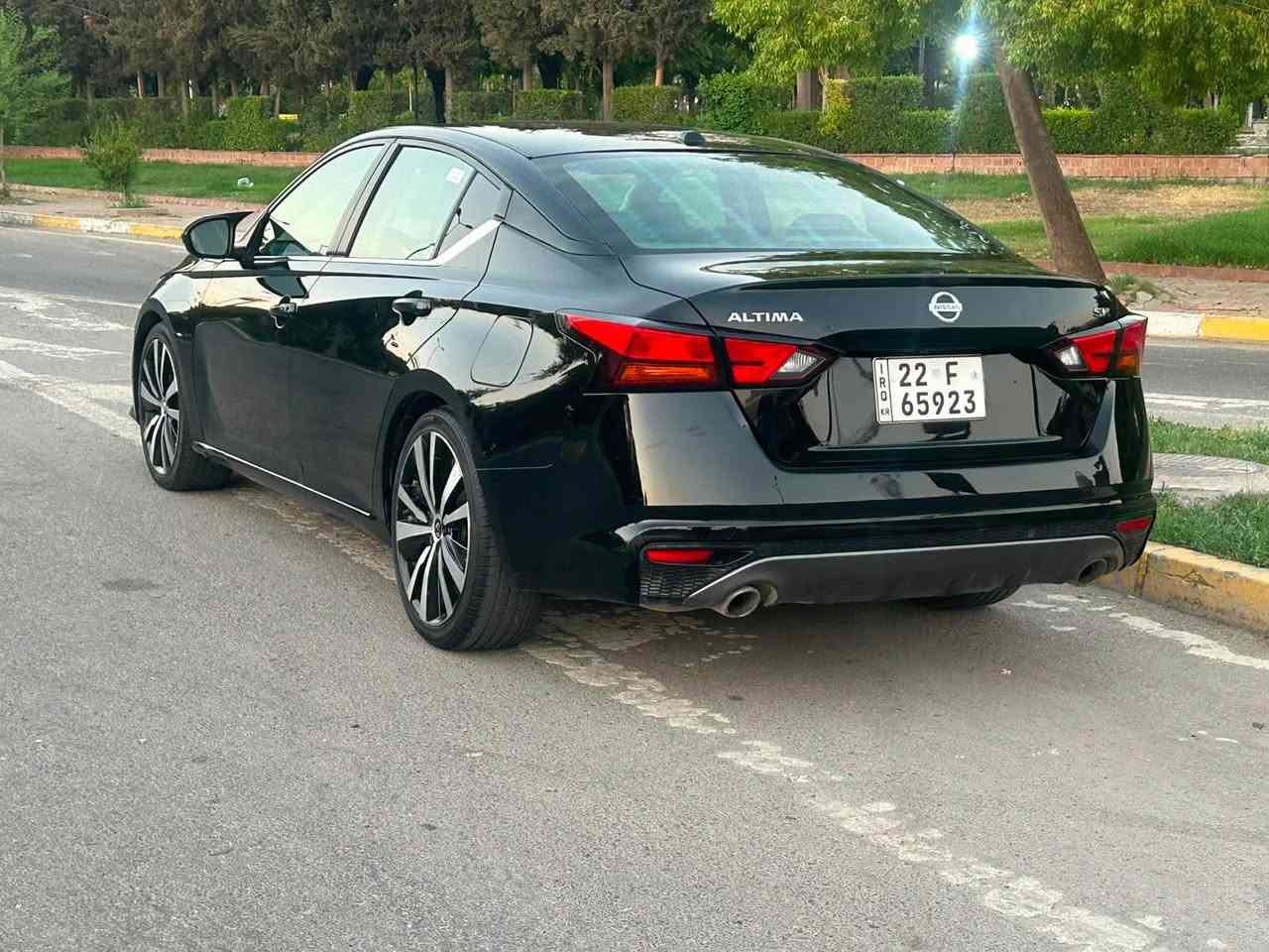 نیسان ئەلتیما  رەشی تۆخ 2019   SR پشت و پێش کپس بس دوو دەرگاو پەلەیەک لە بۆنیتی بۆیاخە یەک جێگا لە دەرگایەکی ساردی هەیە بێ ناوەوە بس ئێرباگ شانیکی سیستمە هەموو شتێکی بلادی بەشەرت تەنها 100milesرۆشتیە سعری117$ مجال ناو نیشان هەولێر 
Whatsapp  viber  telegram snapchat 
***********   *********** أربيل, العراق
