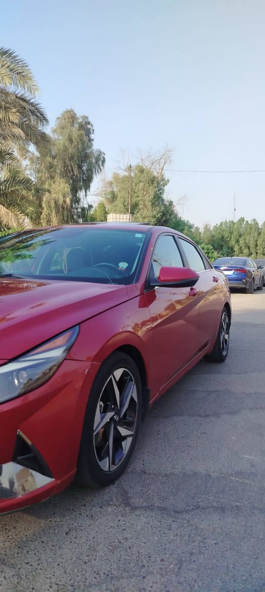 الانتره هايبر فول مواصفات 1/1 اعلى فئة
كير dct دبل كلج رياضي 
3 وضعيات قيادة سبورت نورمال سمارت
خزن ميموري مقاعد جلد تحكم كهرباء
رادارت امامي وخلفي وحساسات
تحكم ستيرن تثبيت مسار كروز سرعة
اشارة مري نقطة عمياء 
اضاءة داخلية ليد 64 لون جميع الجهات
تبريد تدفئة مقاعد
تبريدها ثلج كومبر يسر هايبرد لا يتعمد ع المحرك
بانوراما سقف ثانوي
سماعات bose محيطي
التفويلة  تمشي تقريبا 850
استيراد شخصي السيارة باسمي 
جديدة ومابيها اي نقص
السعر ١٣٦ 
مكاني بغداد 
*********** بيه وتساب وتصال
