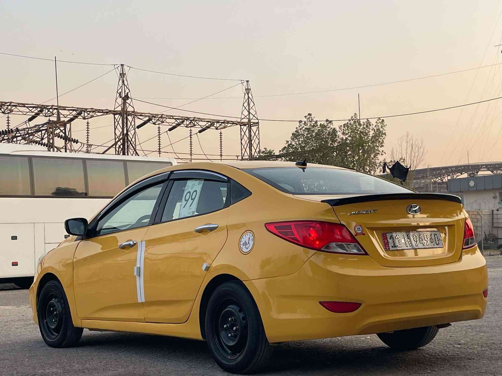 اكسند ٢٠١٦ وارد امريكي 
سعر ٧٨ بيهة مجال شراي 
حادثة فقط باب سايق بدون دواخل
موصفات نص فول 
مانع نزلق لد امامي خلفي 
دشبول صاج داخل بيجي 
٤ دسك كير اوتو 
محرك ١٦٠٠ لا تبخير ولا تنقيص
صدر امامي خلفي جديد
سيارة جاهزة ما بيهة اي نقص 
صبغة جديد 
رقم بغداد اسمي تحويل ثاني يوم
سنوية هزة هية مصفرة
مكان سيارة بغداد الشعب 
رقمي  ***********
