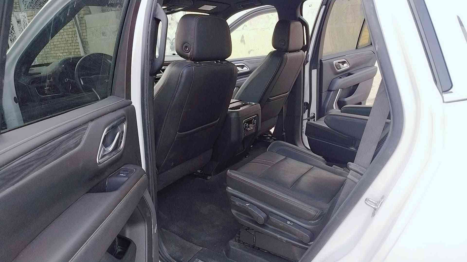 🚨🚨تنزيل السعر 320 قفللل🔒
للبيع – شفروليه تاهو  موديل 2024
فئة السيارة فدرالي ls 🚘  
🩶 اللون: ابيض
📅 الموديل: 2024
📍 دخول جديد
📄 رقم شهداء
🛣️ الممشى: 500 كم فقط
✨ السيارة بحالة ممتازة، نظيفة جدًا، وجاهزة للتسجيل والاستخدام، ولا تحتاج أي مصروف
حادث السيارة صفحة السايق صبغ بدون دواخل شرط
 السيارة مغير غرفتهة الى بريمير كشن جلد منفصل .
💵 السعر: 320 ورقة
📍 مكان السيارة: الكوت
📞 للاستفسار والتواصل:
***********
