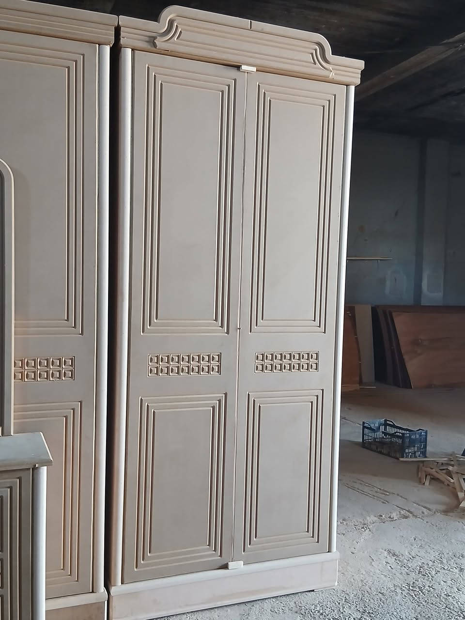 بغداد سبع قصور • ٦ غرف • شغل نظيف