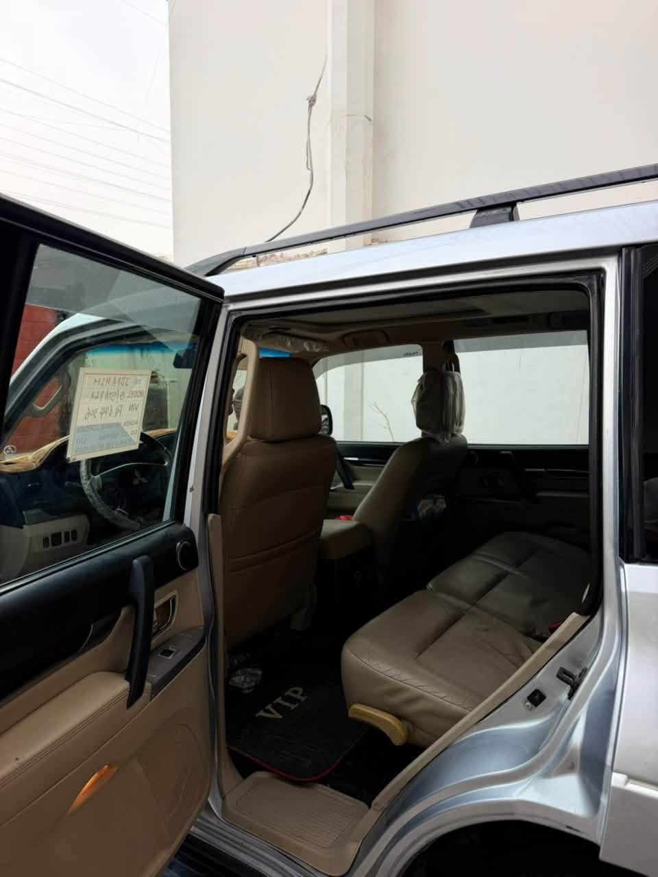 للبيع فقط 🏷️🏷️🏷️
بدون مرواس 
متسيوبيشي باجيرو مديل ٢٠١٢رقم بغداد جديد فحص وهزه وغرامه كل جديد تحويل مابشر بسمي 
حجم مكينه ٣٨٠٠/كير ٥ نمر 
فول مواصفات 
فتحه /تحكم ستيرن/دمام /حساس خلفي /لد ضبابي 
دفلوك
مكانين بارد + رصعات 
تبريد خلفي امامي 
حداديه عام ١٠٠٪؜ عام كامل تبديل
منظومه الوقود كامل تبديل عام 
بدون كل نقص #العيوب تنقيص دهن كل ١٠٠٠ كليو متر نص لتر بدون بخار بدون دخان # تخاير بتشغيل بعد تشغيله الصباح # وجود خنگه متقطعة تروح وتجي بدعست البانزين فقط وشكرا لكم 
132  ورقه مجال جدا قليلل
العنوان البصره /***********
