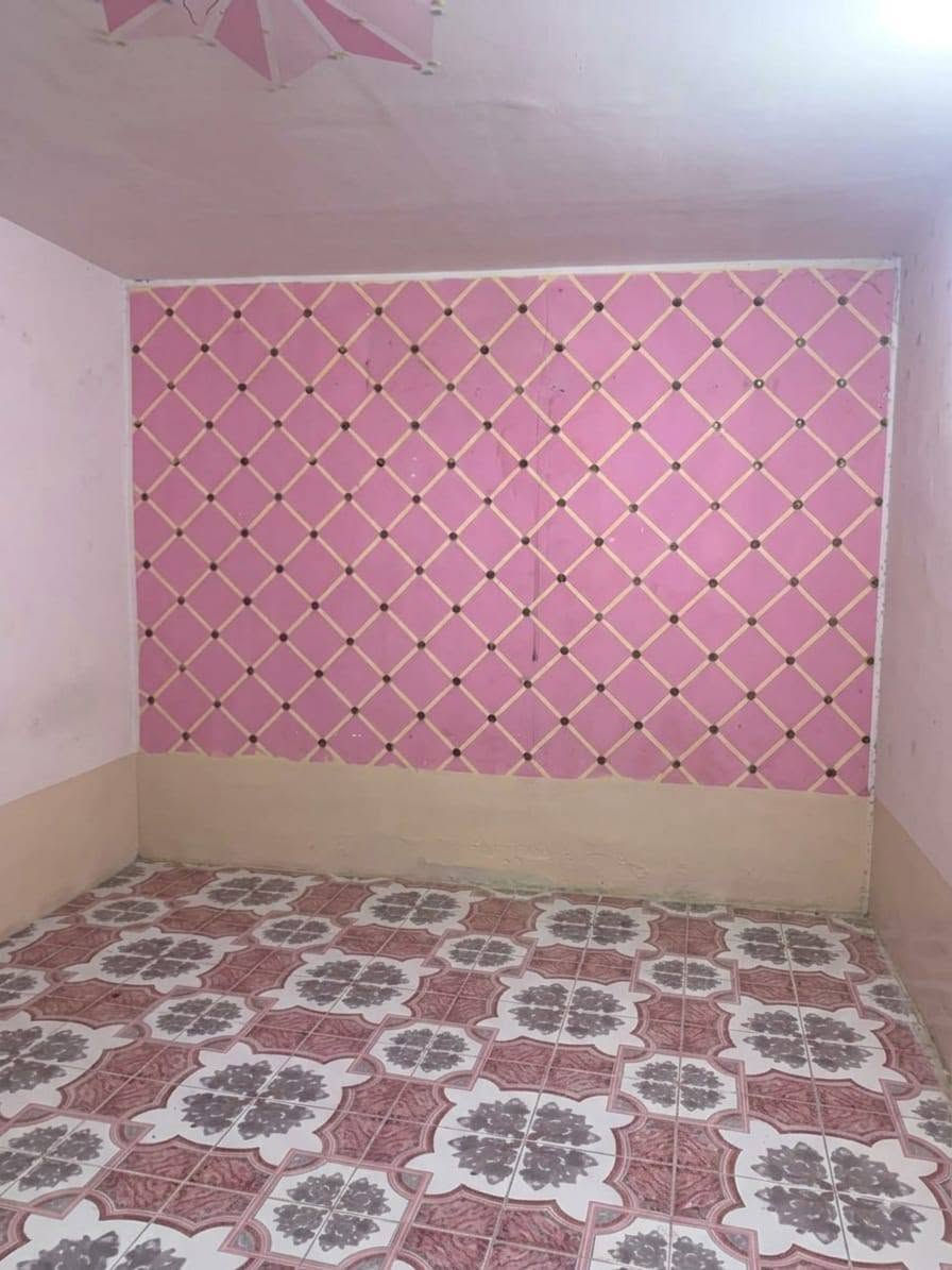 🏠 بيت للبيع - الناصرية / الحي العسكري 🏠
فرع مرطبات لوتس للأخير

بيت طابو صرف، بناء طابوق قوي وجاهز للسكن.

المساحة: 95 متر بالطابو / 120 متر واقع حال مع الفضلة.
التقسيم:
طابق أرضي: استقبال + غرفتين + صحيات داخلية وخارجية
طابق ثاني: غرفتين + صالتين

السعر: خاص للشراي الجاد

للاستفسار الاتصال: ***********
