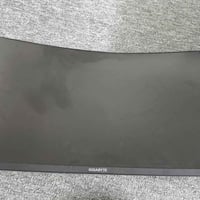 Gigabyte G32QC • ٣٢ إنش • ٢K ١٦٥Hz