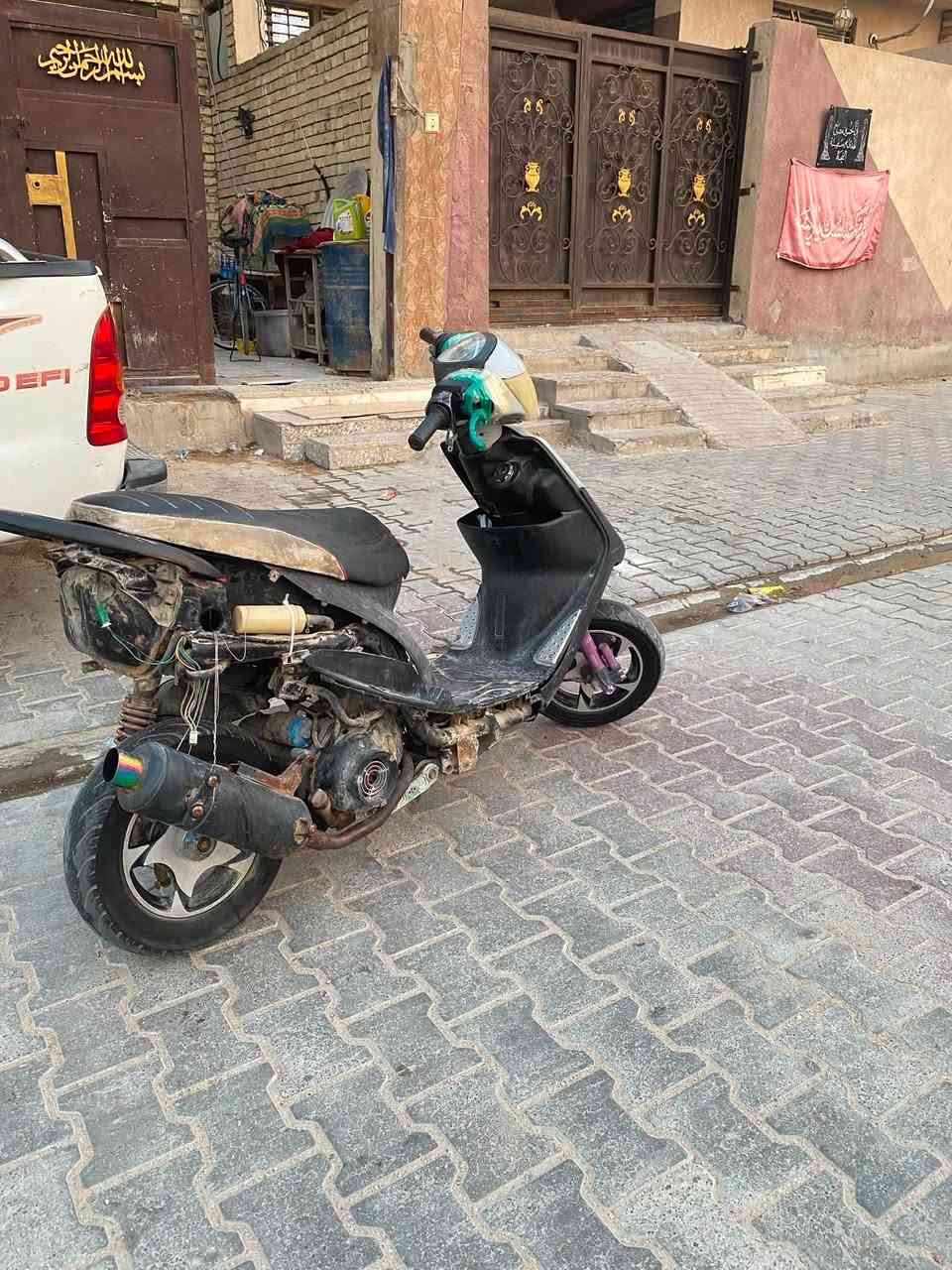 ماكس عدله للبيع يحتاجلة كفرات وشوي تعديلات بس الدراجه تمشي دبلات + ويلات مزوده وصالنصه رياضي 

270 الف 

واتساب ***********
