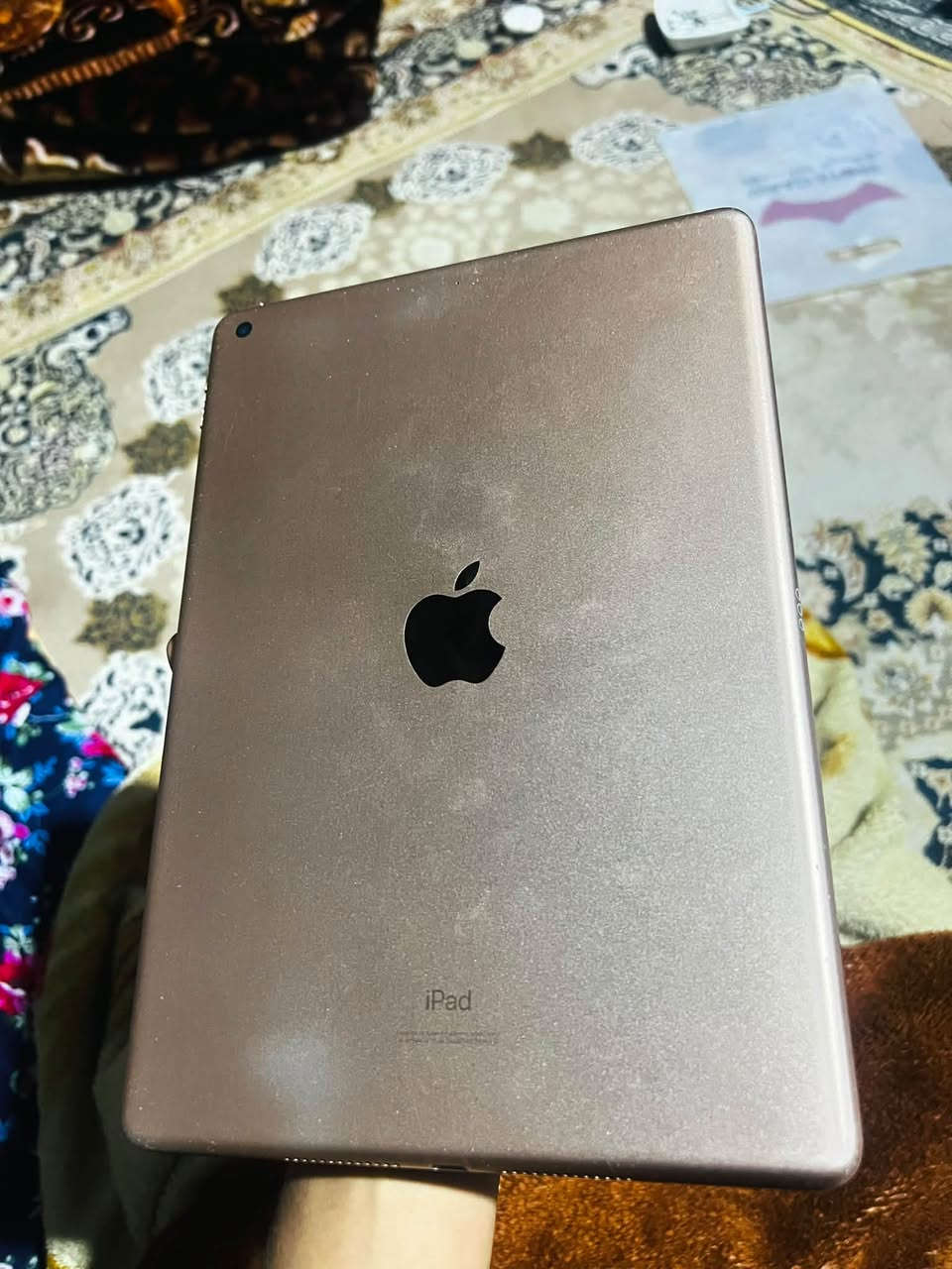 السلام عليكم ايباد ٧ نظيف مبدل بطاريه وكاله بيهة ضمان ١٤ شهر وتاتش هم وكاله تلعب ببجي بي يخبل وكاله شحن يضل اكثر من يوم ذاكره ٣٢ الايباد فقط بي حساب بالاعدادات لكن غير نشط ومسجل خروج من ابل ستور يعني تكدر تخلي حساب وتنزل طبيعي محدث اخر تحديث السعر 100 مكاني بصره قبله ***********
