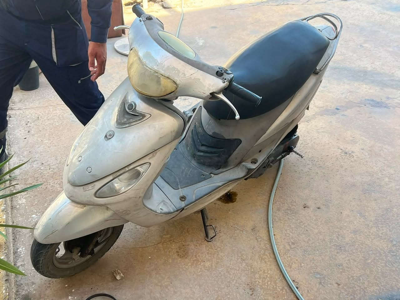 سلام عليكم دراجه ماكس منغولي   كفرات نقص بيها ماحب اصلح اكو أغسل على واقع أبيع سعر 300 بيه مجال العنوان بغداد الكمالية رقم الهاتف  ***********
