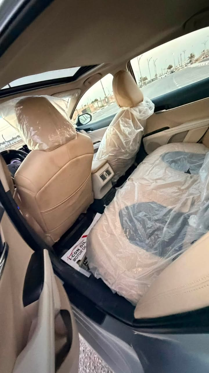 كامري عبد الطيف ٢٠٢٤
مواصفات الGli :-
-بصمة دخول ذكي وبصمة تشغيل 
-حساسات امامي خلفي 
-اناره زنون 
-فتحه 
-ويل كب كروم 
-كشنات كهرباء 
-تحكمات ستيرن فول + مري شفط 
-مودات درايف + اوتو هولد + هاند بريك دكمه 
بيهه رصعات حفيفه موضحه بالسونار 
ماشيه ٦٣ الف كيلو 
سعرهه (٢٣٥ ) مكان السياره كربلاء 
للاستفسار (***********)
