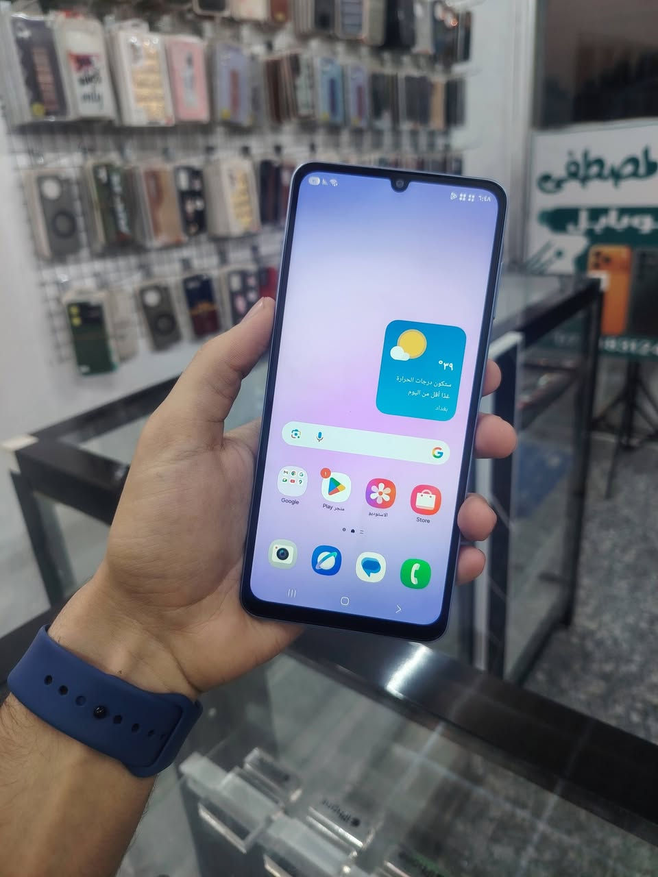 كلكسي A07 ذاكره 128 جهاز نضيف اخو جديد ملحقاته السعر 175 مكاني بغداد جسر ديالى القديم  توصيل داخل بغداد فقط *********** مكتب المصطفى
