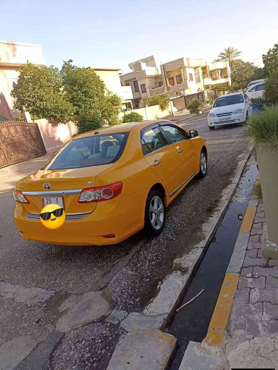 كورلا موديل 2013 رقم كركوك دولي سنويه جديدة مشروع وطني هزه هم جديده كير محرك شرط ما مفتوحات محرك  بي قليل ينقص بدون تصفية بيها فقط مكانيين ع كد شبر تصفيه تبريد ثلج ضرر فقط بونيد بلادي بدون دواخل باقي شرط  ويل 16 بلادي مالها دفتر بانزين بيها سعر 132وكلشي اكو بسوك الشراي يتصل ويدلل مكان سياره كركوك للبيع فقط اخوان بدون امراوس 
***********
