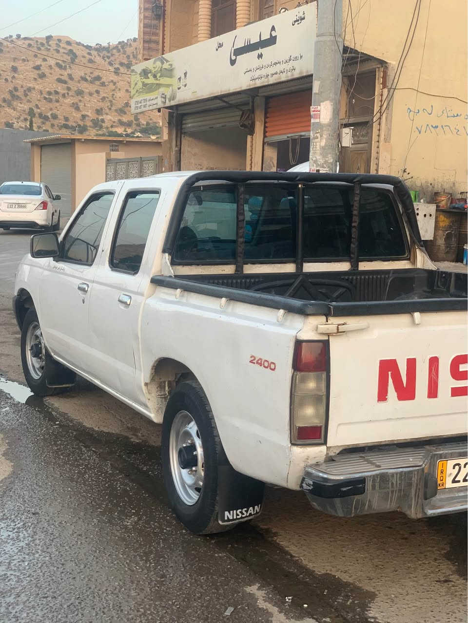 بيكاب نيسان 2001گئر مةكينة بةشةرت ئةكسل بةسةرت تةبريدو باوةر  سةنةوي تازة خةلاس بوة يةك جاملخي بؤياخ بةبئ ژؤرئ 
*********** شقلاوة, أربيل
