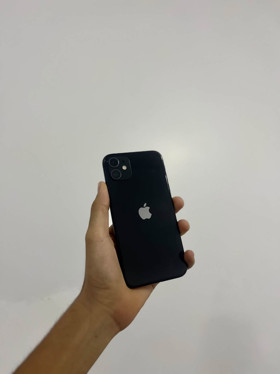 ايفون 11 • ١٢٨ • بطاريه ٧٦%
