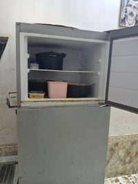 ثلاجه • الماطور شغال • سعر مناسب