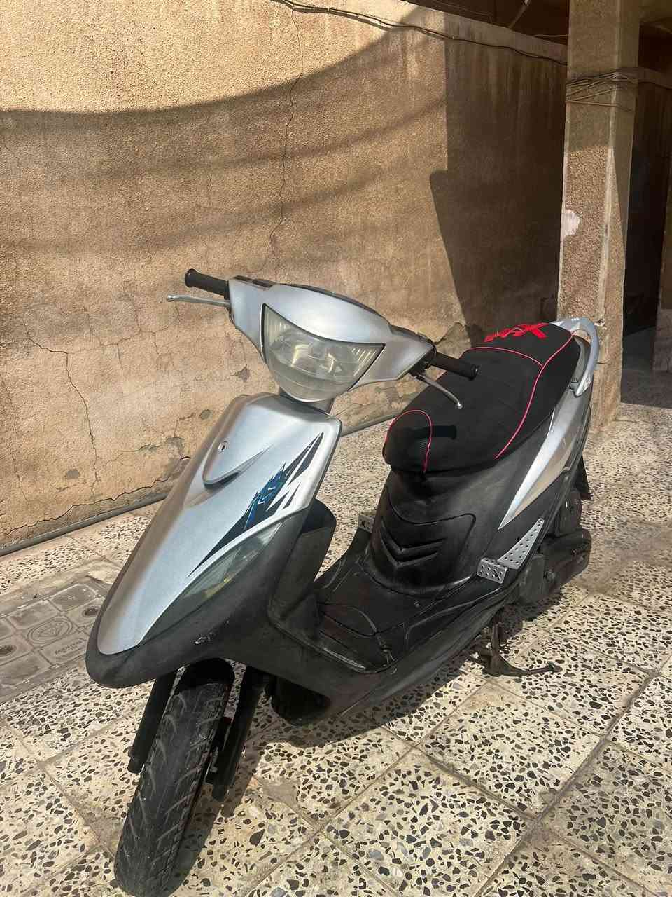 السلام عليكم ماكس عدله للبيع كفرات تجاري محرك مامفتوح دشبول شغال ميه بالميه تفاصيل اتصل بالرقم  السعر 650 وبيها  مجال للشراي مكان بغداد حي العامل ***********
