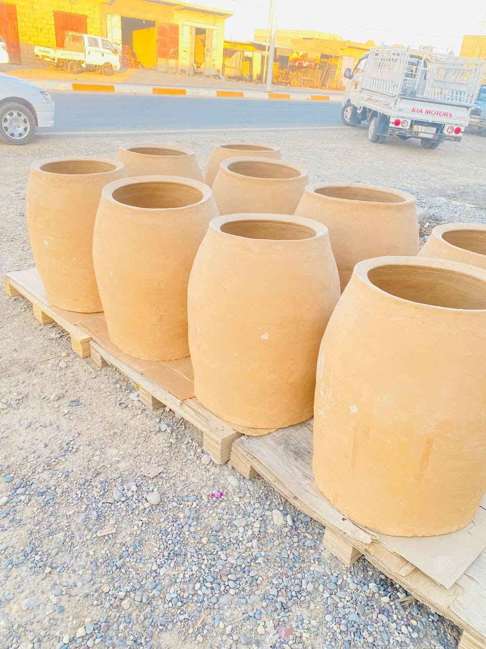 السلام عليكم  / تنور طين شغل الموصل للبيع مكاني اسديرة عليا /***********
