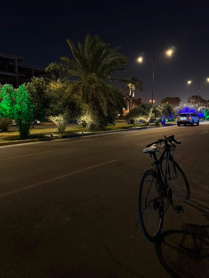 السلام عليكم
للبيع
سعر 105 نظيف بريكات بلمكان
مكينه وتايرات نظيفات گير شغال كل النمر 
بايسكل حلو وخفيف C700
105 السعر
وبي مجال للشراي
***********
واتساب 
مكاني المنصور
