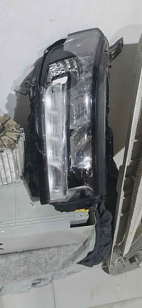 سلام عليك ليايت سياره لاندكروز 2025 البيع  07809615111